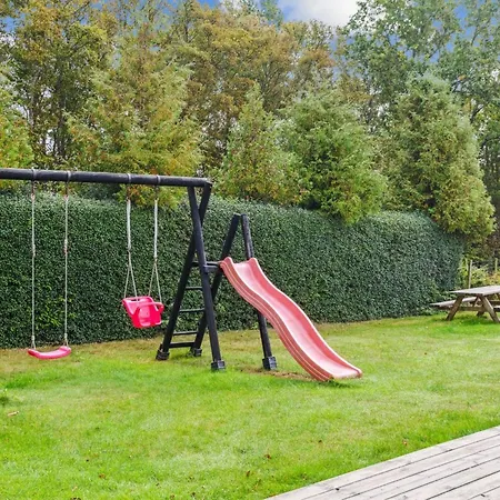 Thorke Holiday home *